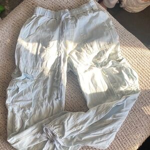 LIKE NEW Denim cargo pants